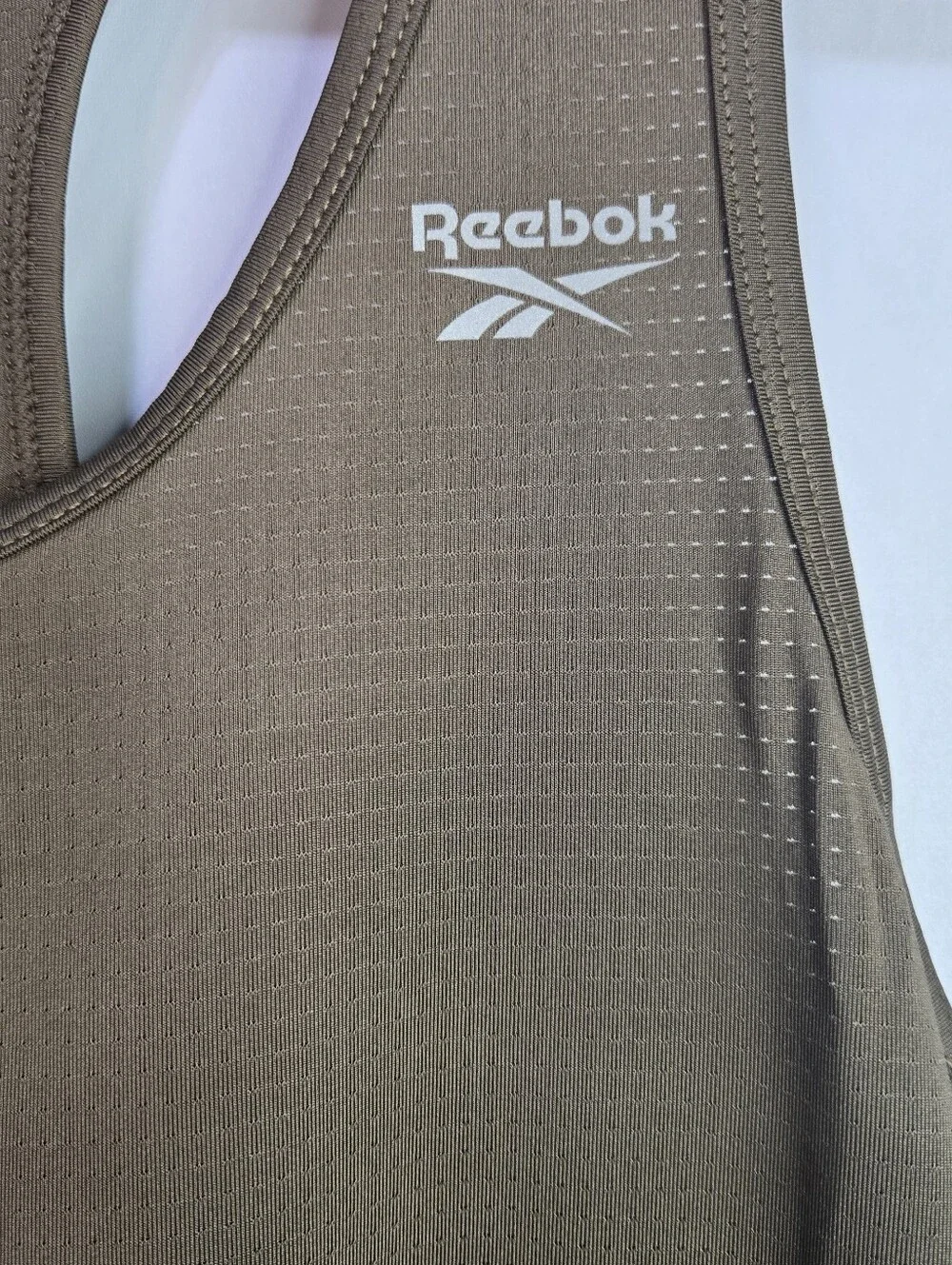 Reebok Women Athletic Stretch Mesh Singlet Tank Top Slim Fit In Trek Grey NWT